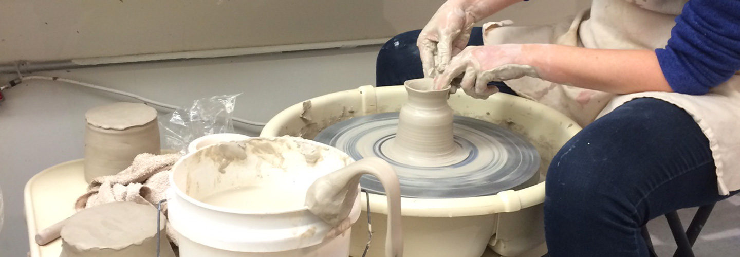 Workshops – La Mano Pottery